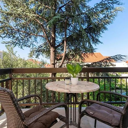 Awesome In With Wifi Makarska