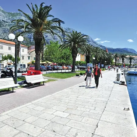 Awesome In With Wifi * Makarska