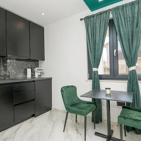 Apartment Awesome In With Wifi
